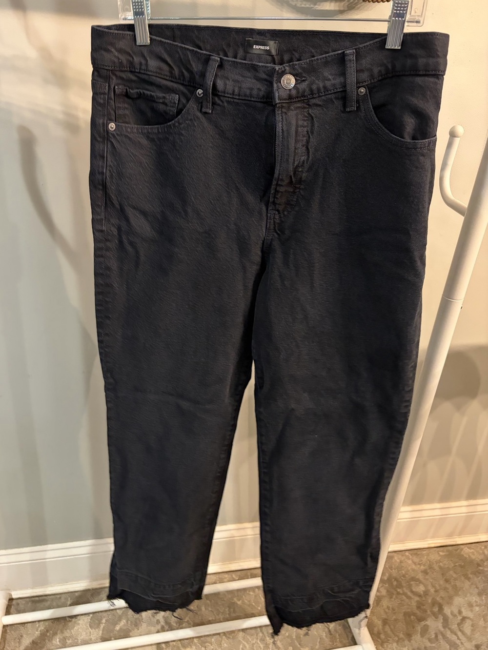 Express Black High Rise Stretch Straight Jeans Size 12S Raw Hem